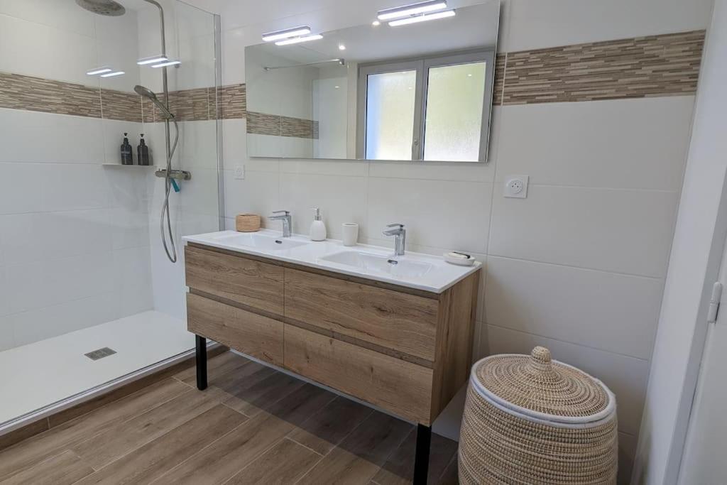 Chambre — © Maison au Bord de l'Aveyron