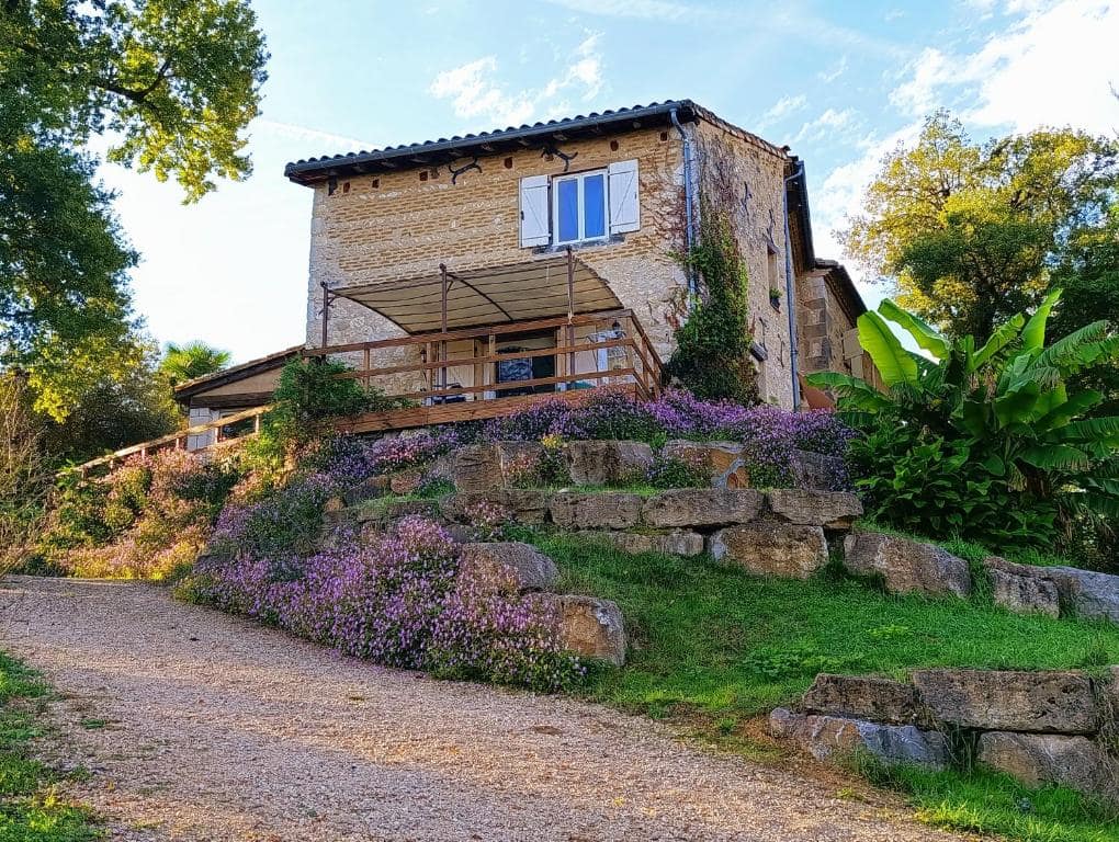 La maison et son jardin en terrasses — © Castel Mazars