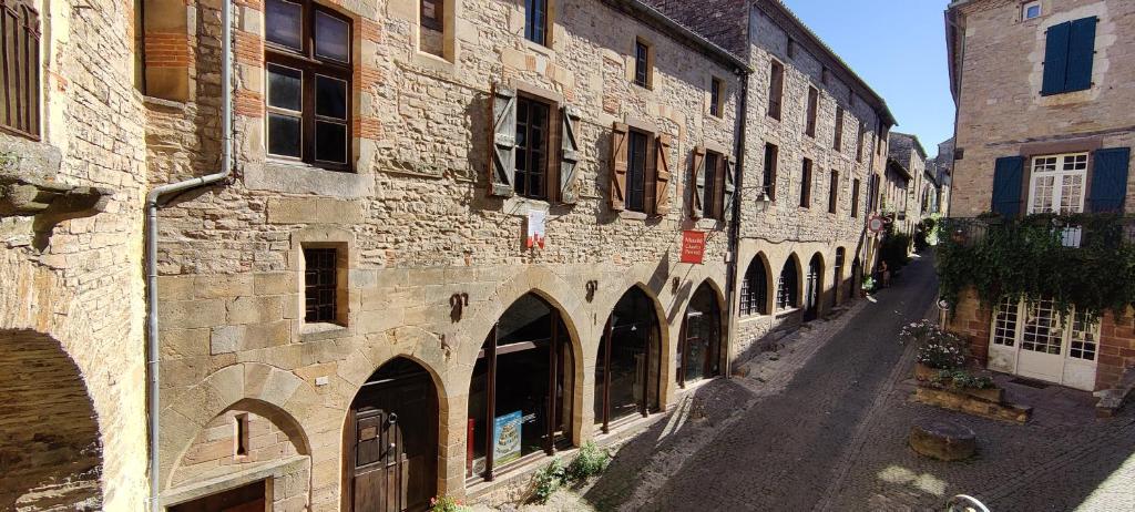 Grand Rue Raymond VII — © L'Escuelle des Chevaliers
