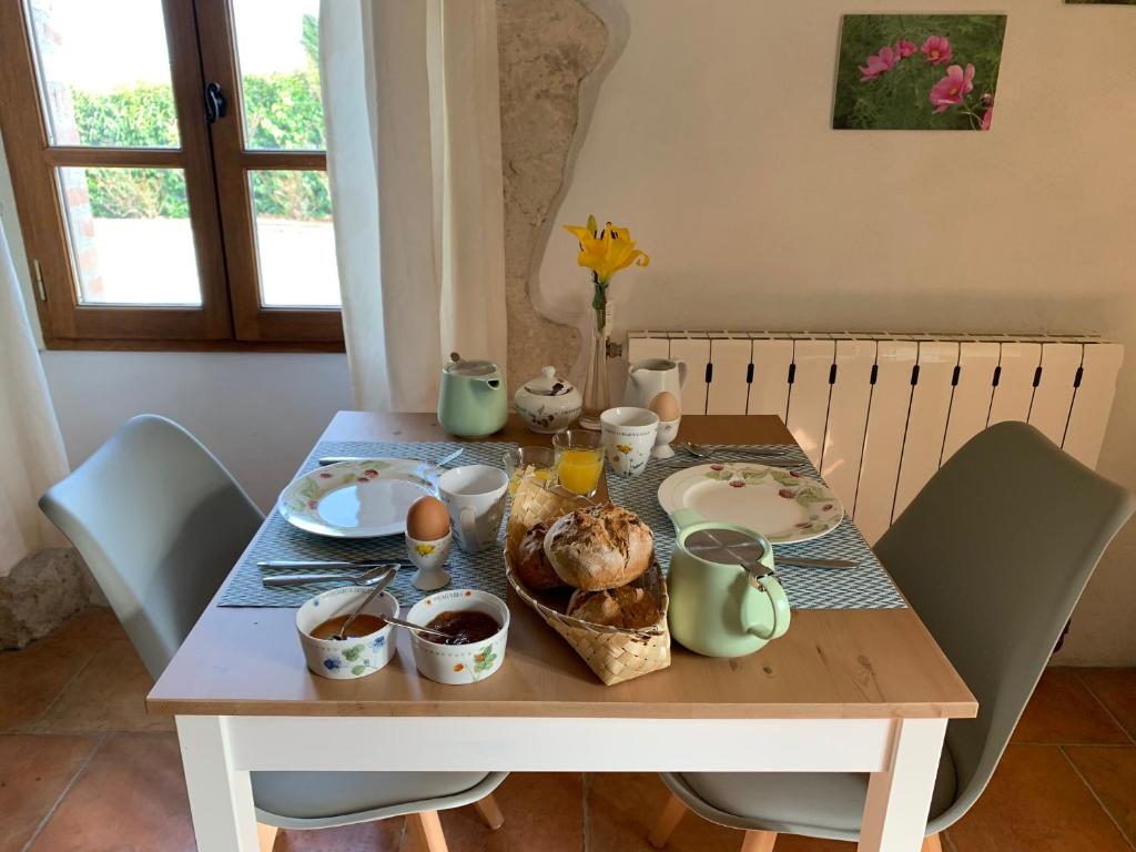 Petit-déjeuner — © Au Mas de Janita
