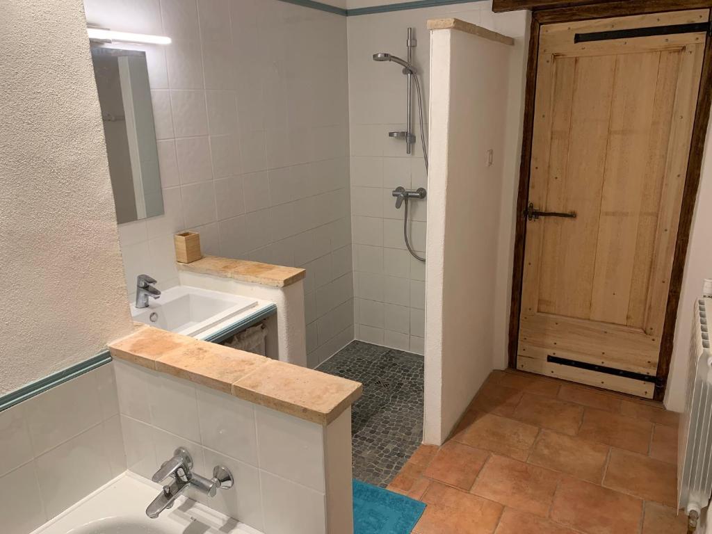 Salle de bains — © Au Mas de Janita