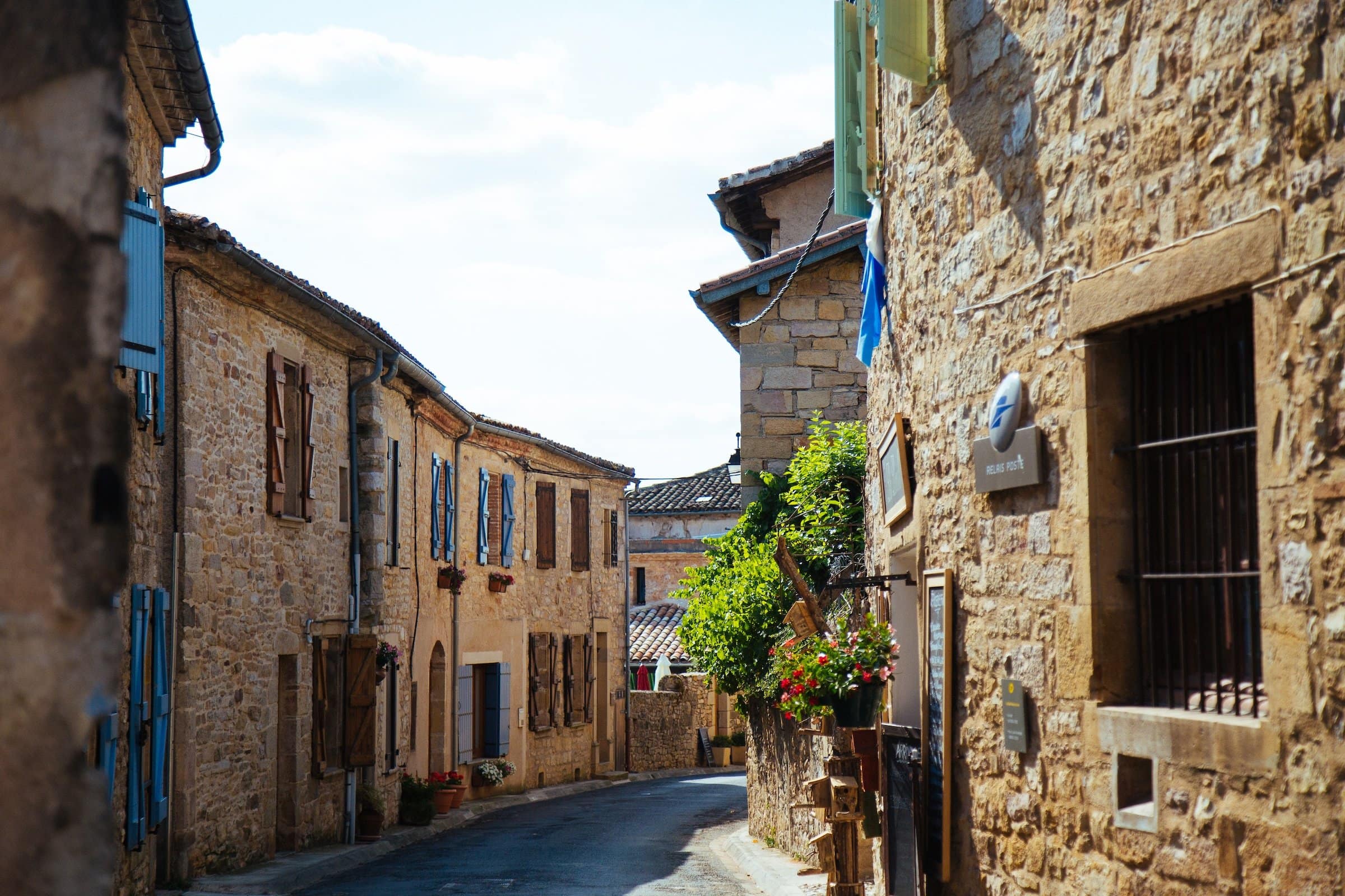 Las murallas y el camino de ronda
