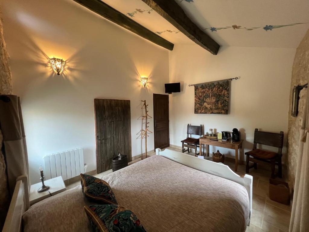 Piscine — © Le Relais des Chevaliers