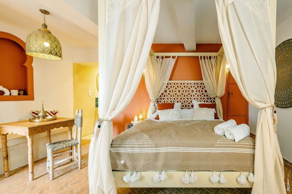 Dormitorio — © Suite Marrakech